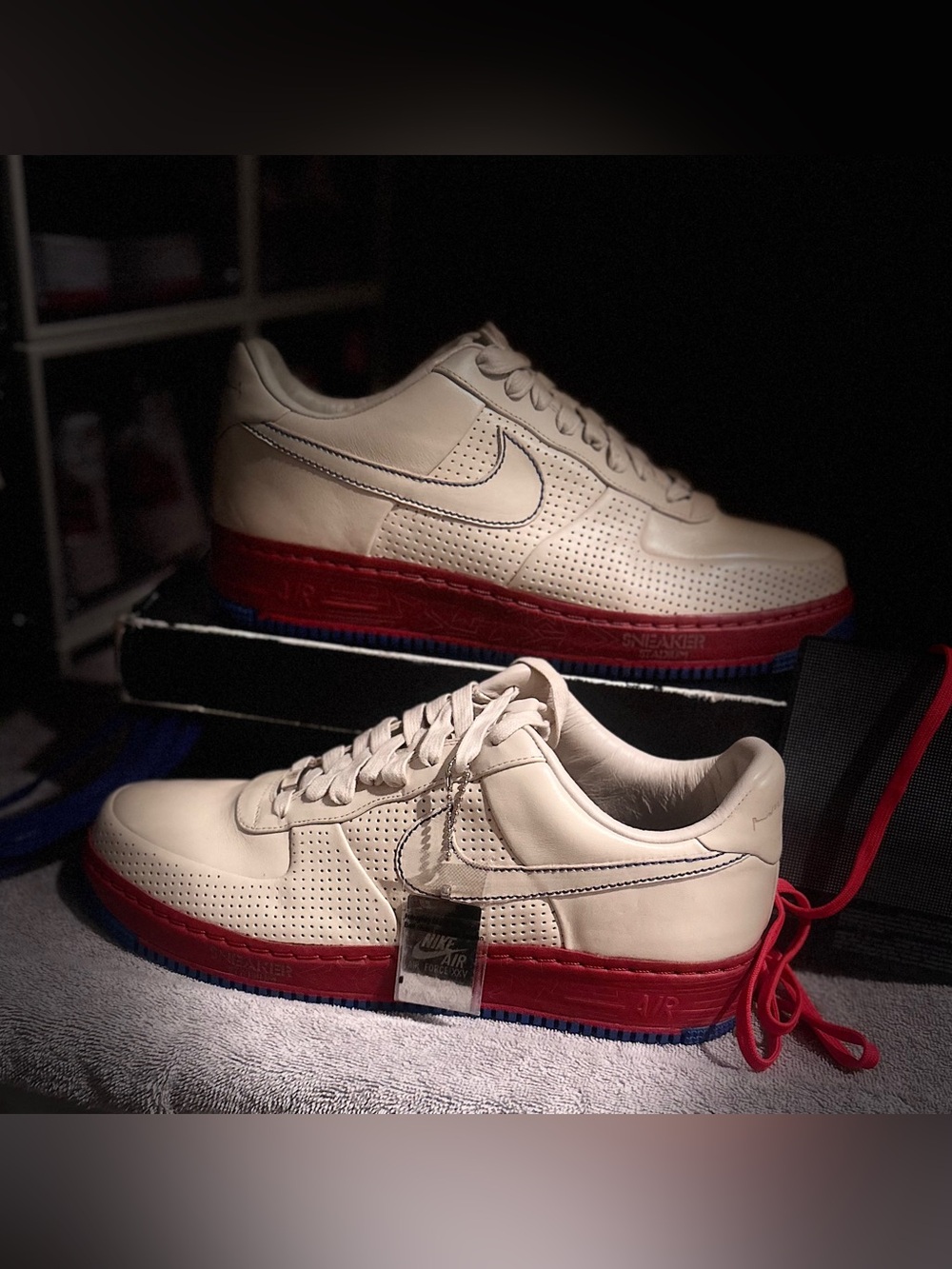 NIKE AIR FORCE 1 SUPREME VIB I/O 2007 "PHILLY SNEAKER STADIUM OG box.